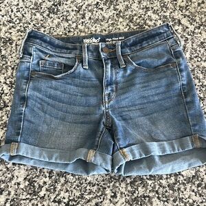 Wild Fable Women's Blue Denim Shorts